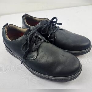 Clarks Mens 8 M Black Leather Lace-Up Oxfords Plain Toe Casual Shoes